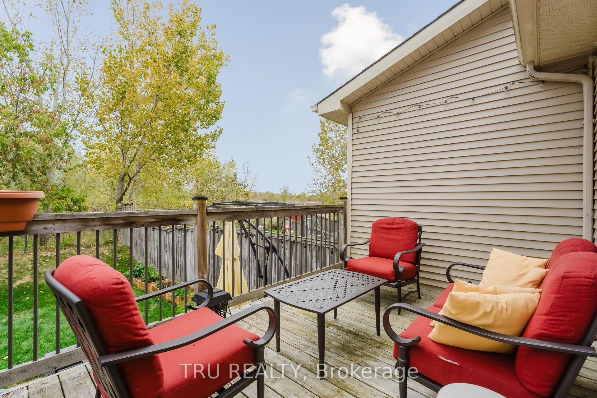 Photo 32 of 200 Trail Side Circle, Ottawa, Springridge/East Village — HOMEH