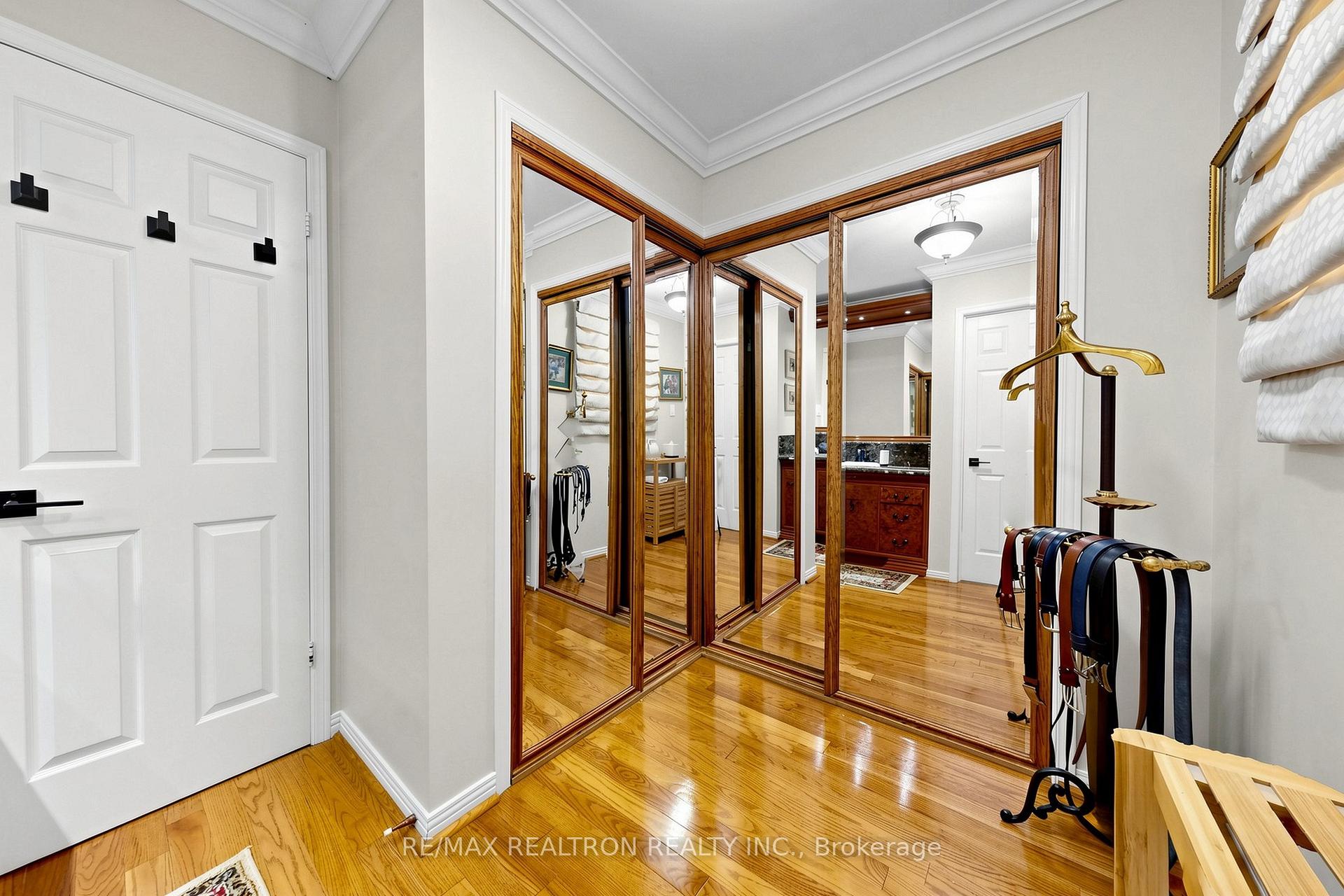 Photo 24 of 2 Manor Place, Brampton, Heart Lake West — HOMEH