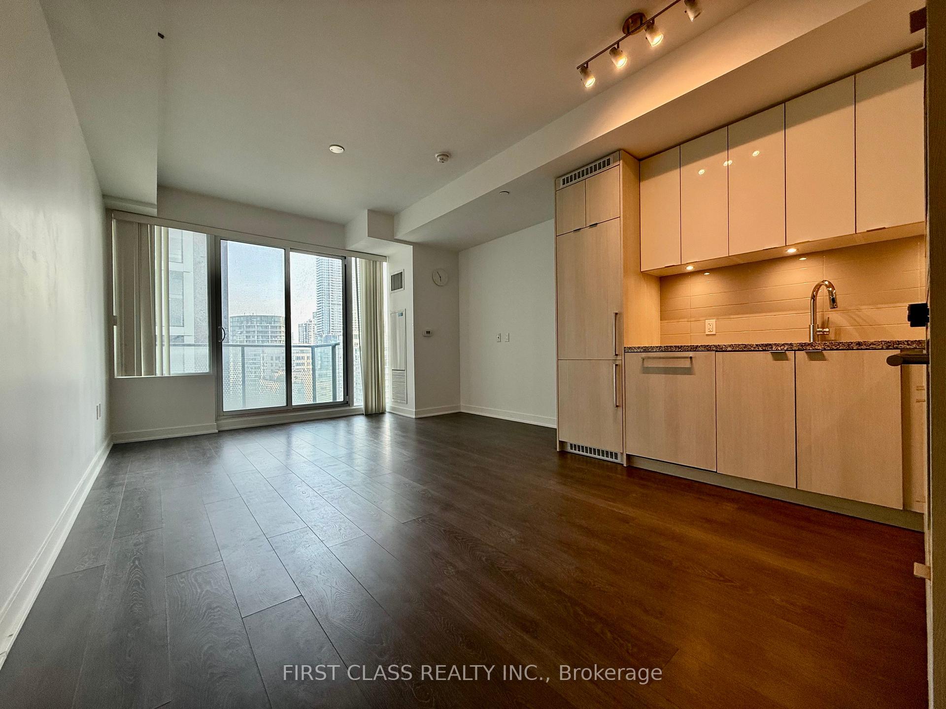 Photo 7 of Unit 2603, 115 Blue Jays Way, Toronto, Waterfront Communities — HOMEH