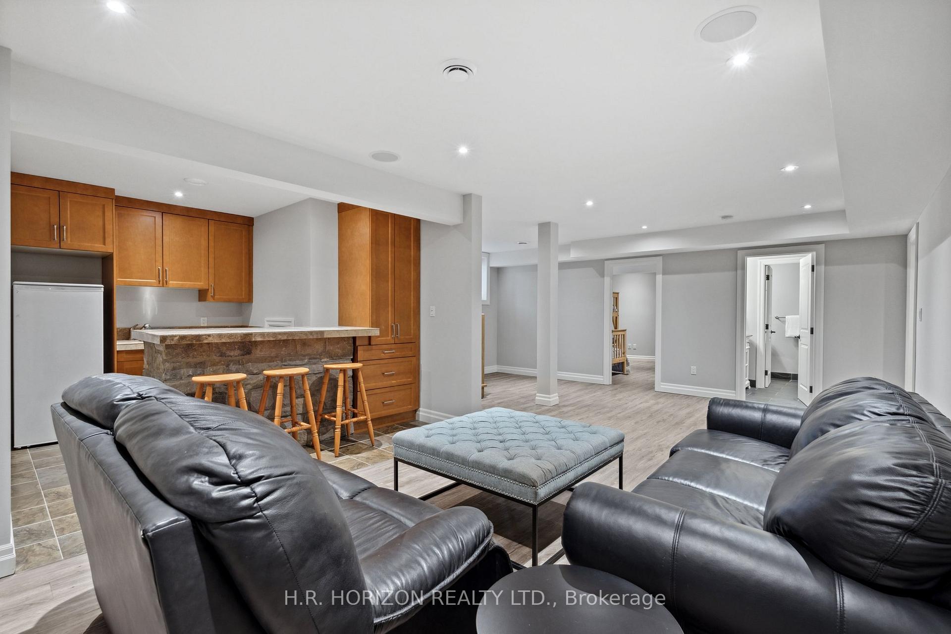 Photo 17 of 214 Russell Street E, Blue Mountains — HOMEH