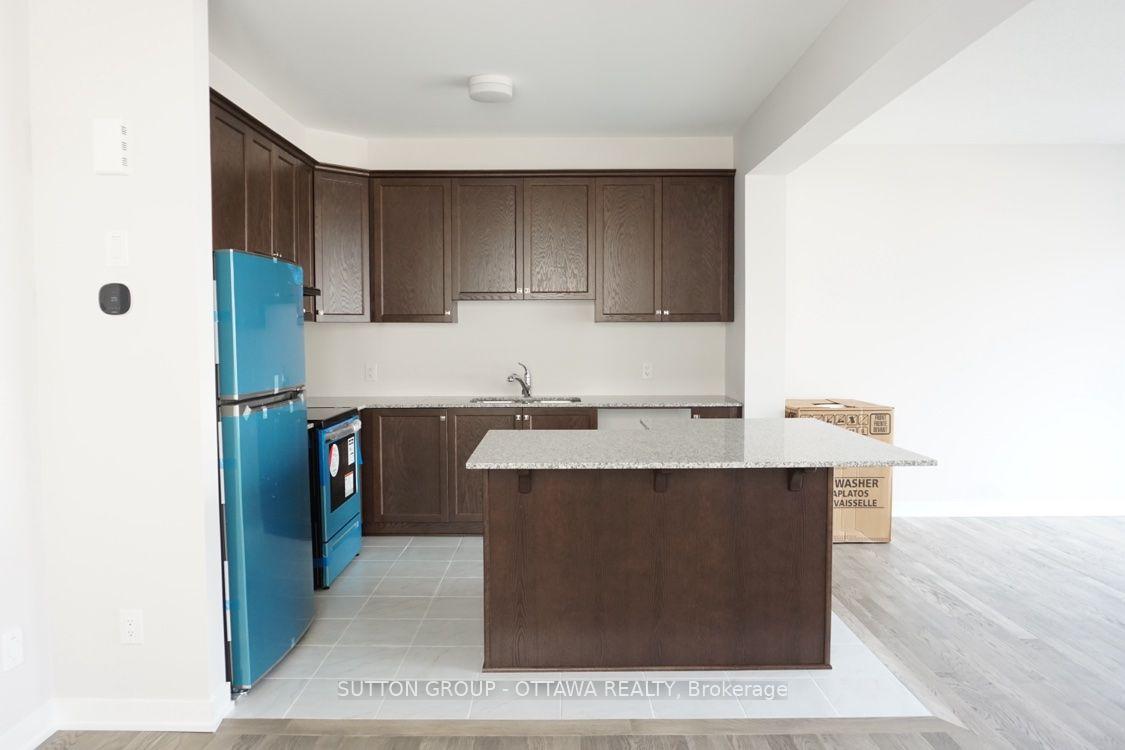 Photo 5 of 663 Allied Mews, Ottawa, Stittsville (North) — HOMEH