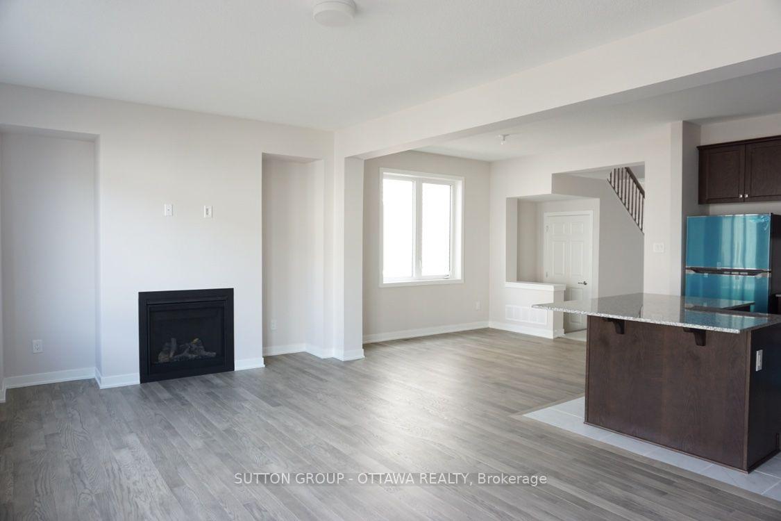 Photo 6 of 663 Allied Mews, Ottawa, Stittsville (North) — HOMEH