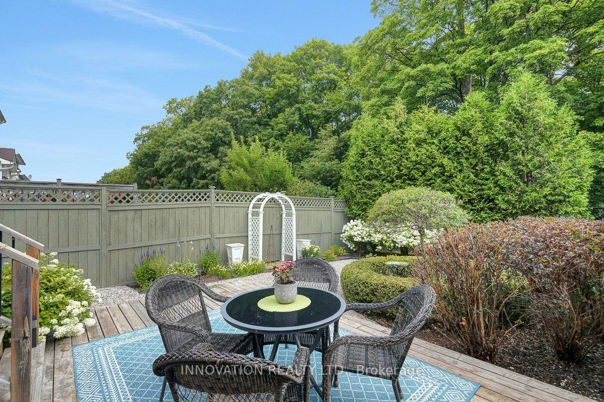 Photo 4 of 106 Tacom Circle, Ottawa, Barrhaven - Strandherd — HOMEH