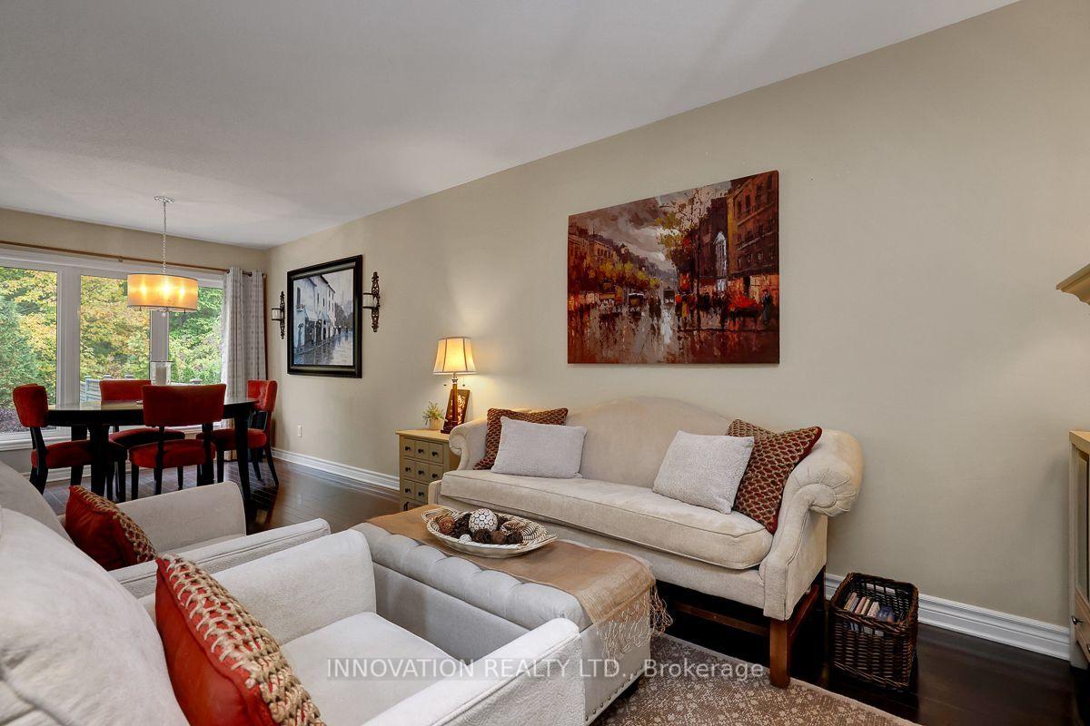 Photo 9 of 106 Tacom Circle, Ottawa, Barrhaven - Strandherd — HOMEH