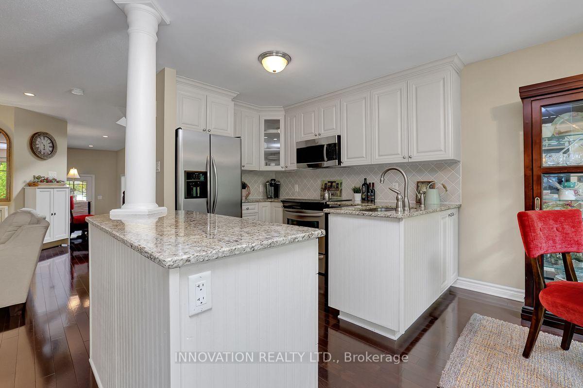 Photo 15 of 106 Tacom Circle, Ottawa, Barrhaven - Strandherd — HOMEH