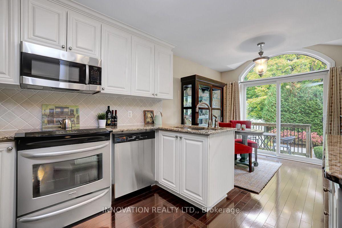 Photo 16 of 106 Tacom Circle, Ottawa, Barrhaven - Strandherd — HOMEH