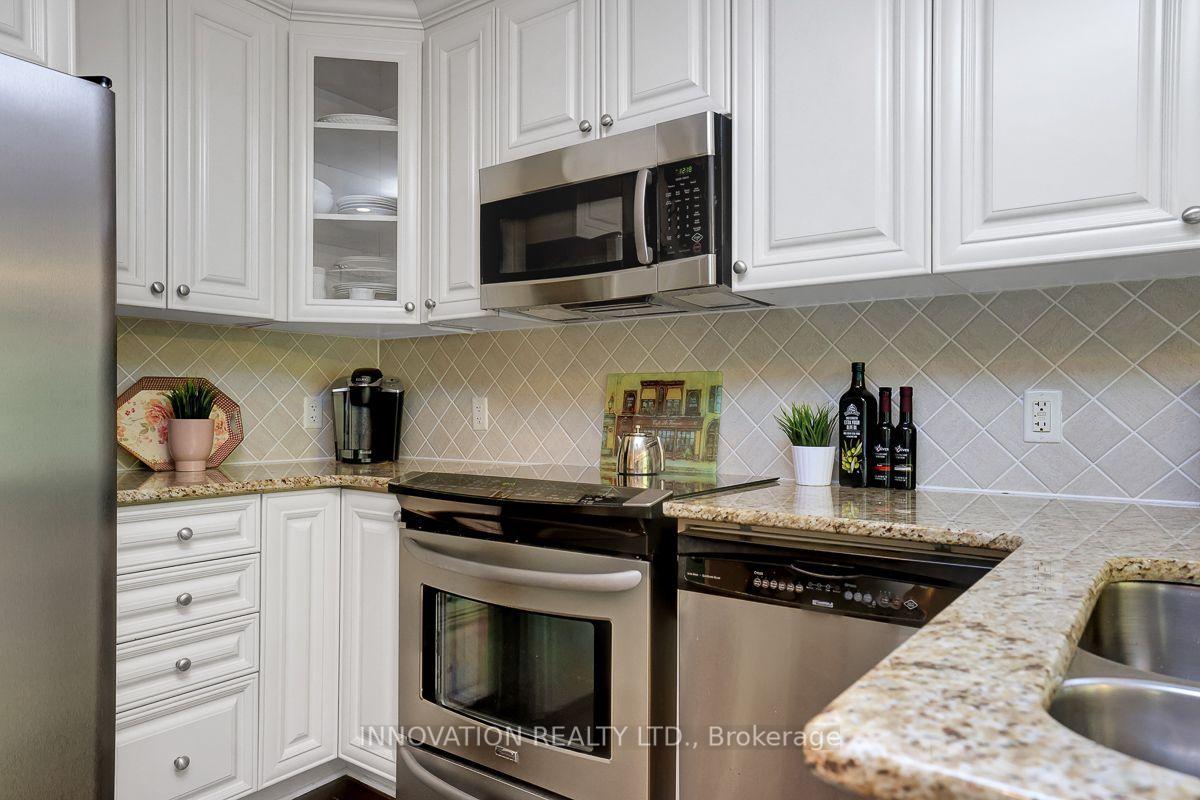 Photo 18 of 106 Tacom Circle, Ottawa, Barrhaven - Strandherd — HOMEH