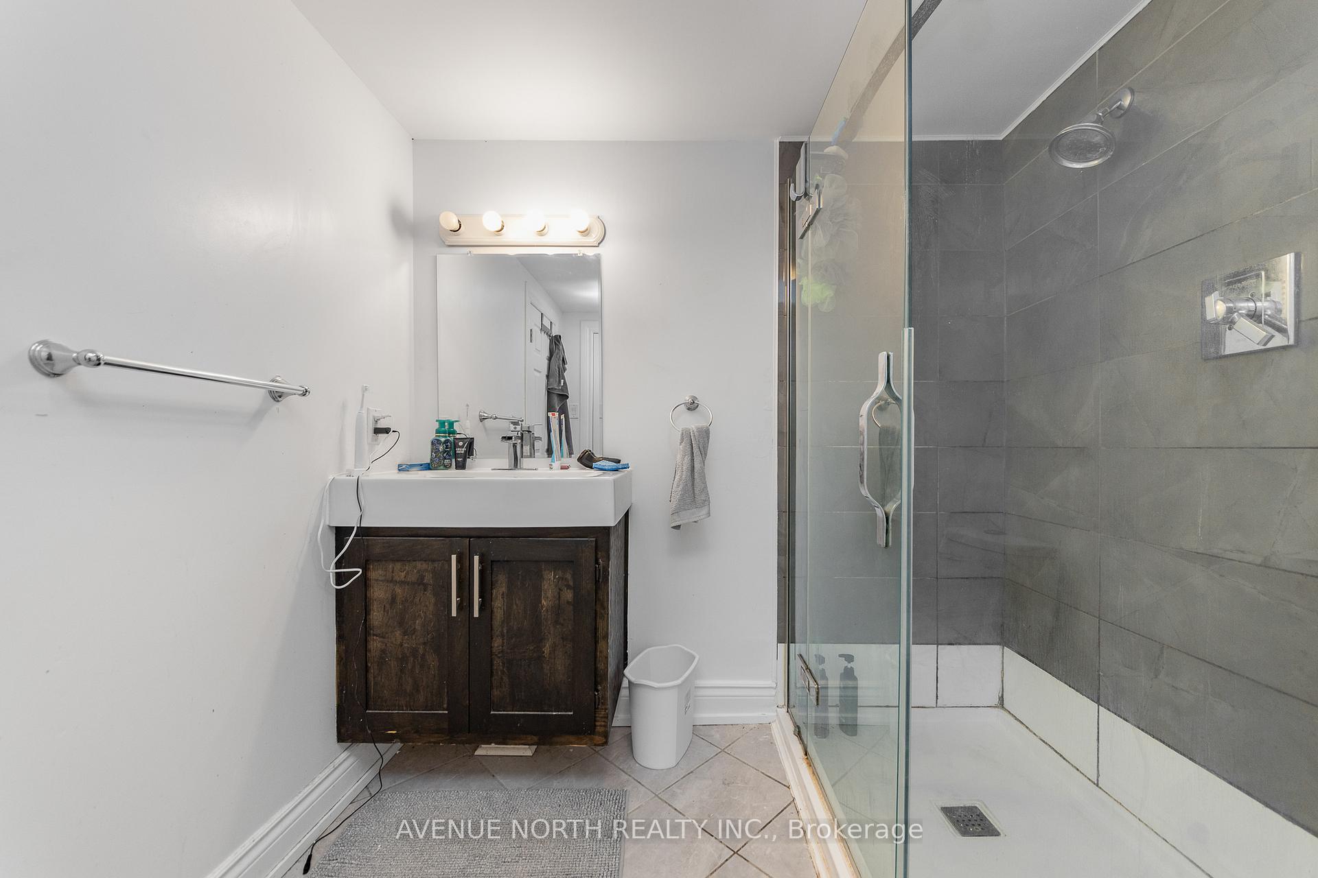 Photo 38 of 206 Blackburn Avenue, Ottawa, Sandy Hill — HOMEH