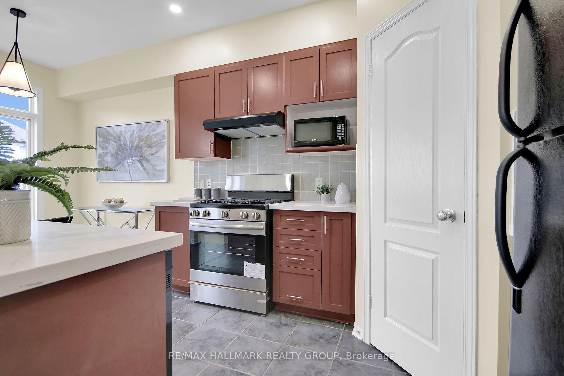 Photo 12 of 152 Calaveras Avenue, Ottawa, Barrhaven - Longfields — HOMEH