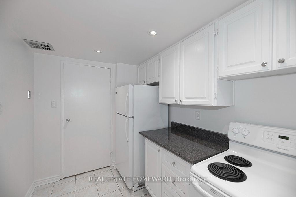 Photo 11 of Unit 1219, 77 Maitland Place, Toronto, Cabbagetown-South St. James Town — HOMEH