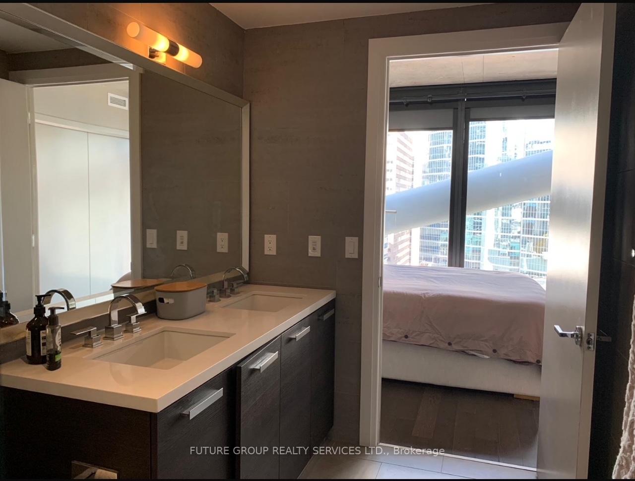 Photo 9 of Unit 1204, 224 King Street W, Toronto, Waterfront Communities — HOMEH