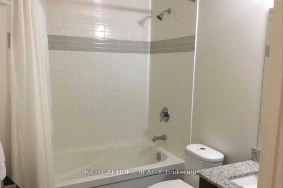 Photo 10 of Unit 409, 88 Sheppard Avenue E, North York, Willowdale East — HOMEH