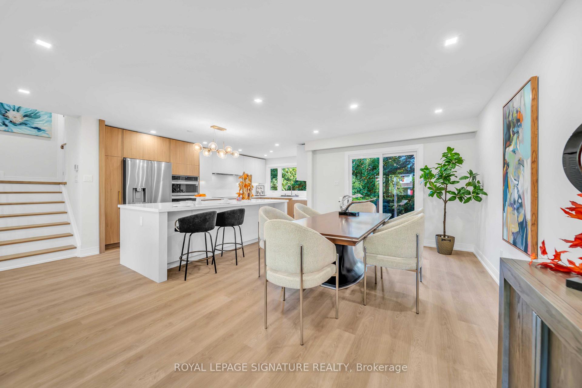 Photo 9 of 49 Snowcrest Avenue, North York, Bayview Woods-Steeles — HOMEH