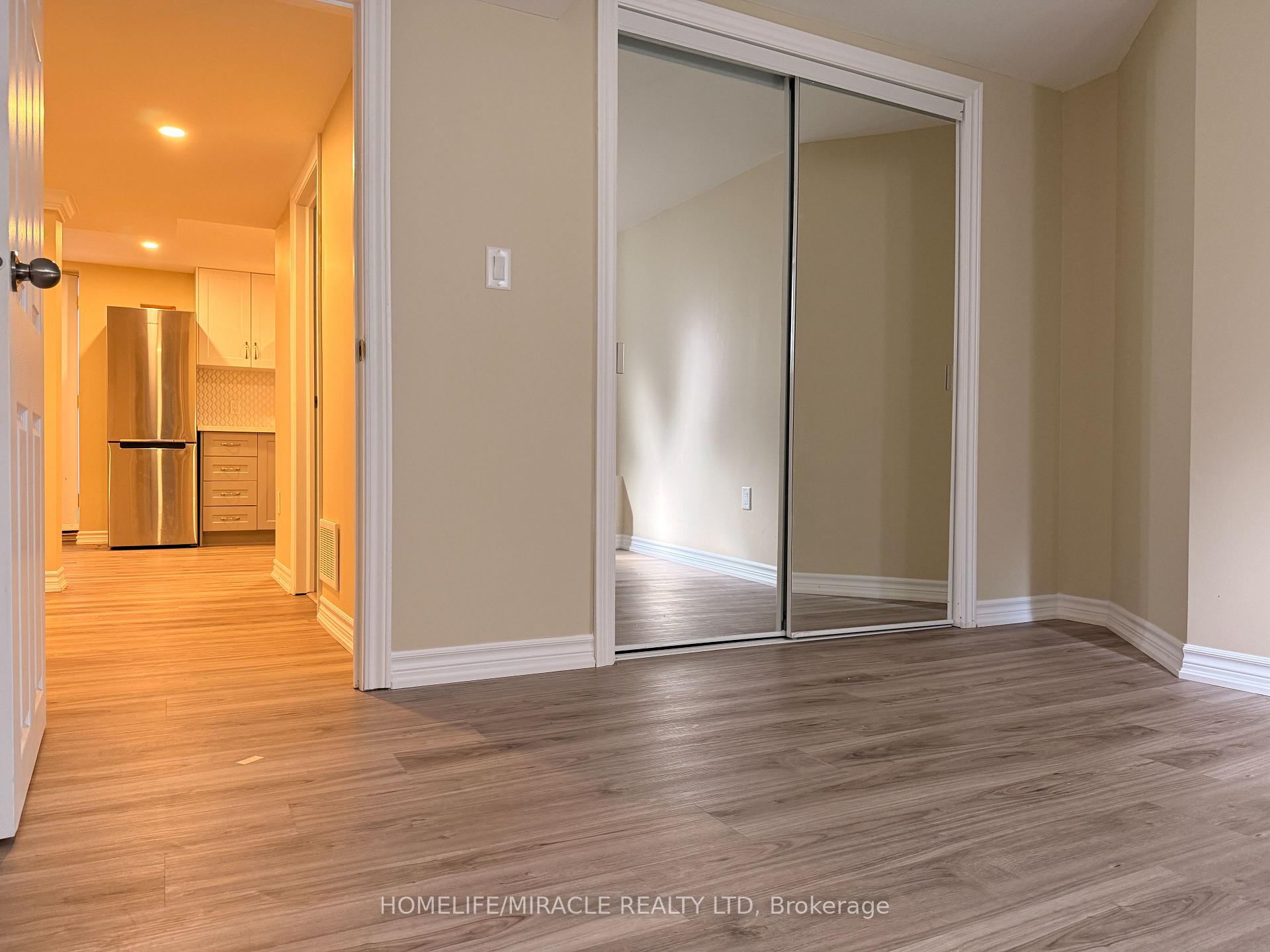 Photo 8 of 18 Burnley Place, Brampton, Heart Lake West — HOMEH
