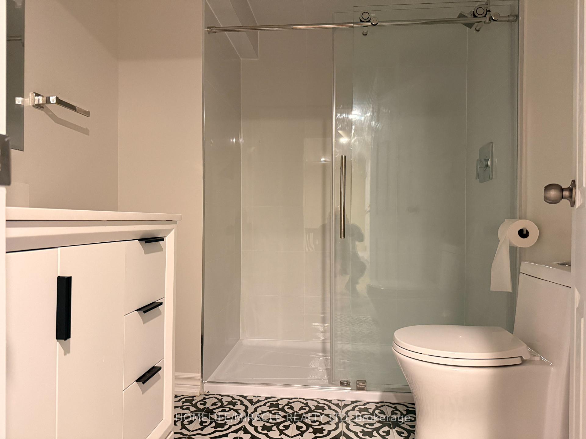 Photo 9 of 18 Burnley Place, Brampton, Heart Lake West — HOMEH