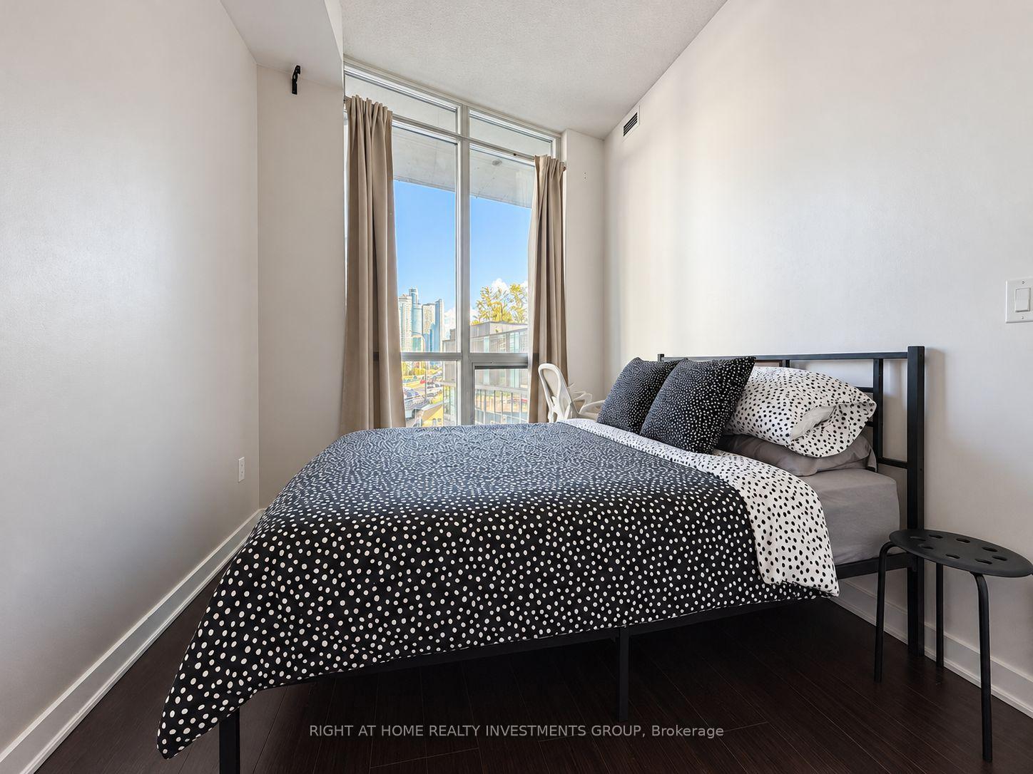 Photo 11 of Unit 809, 38 Dan Leckie Way, Toronto, Waterfront Communities — HOMEH
