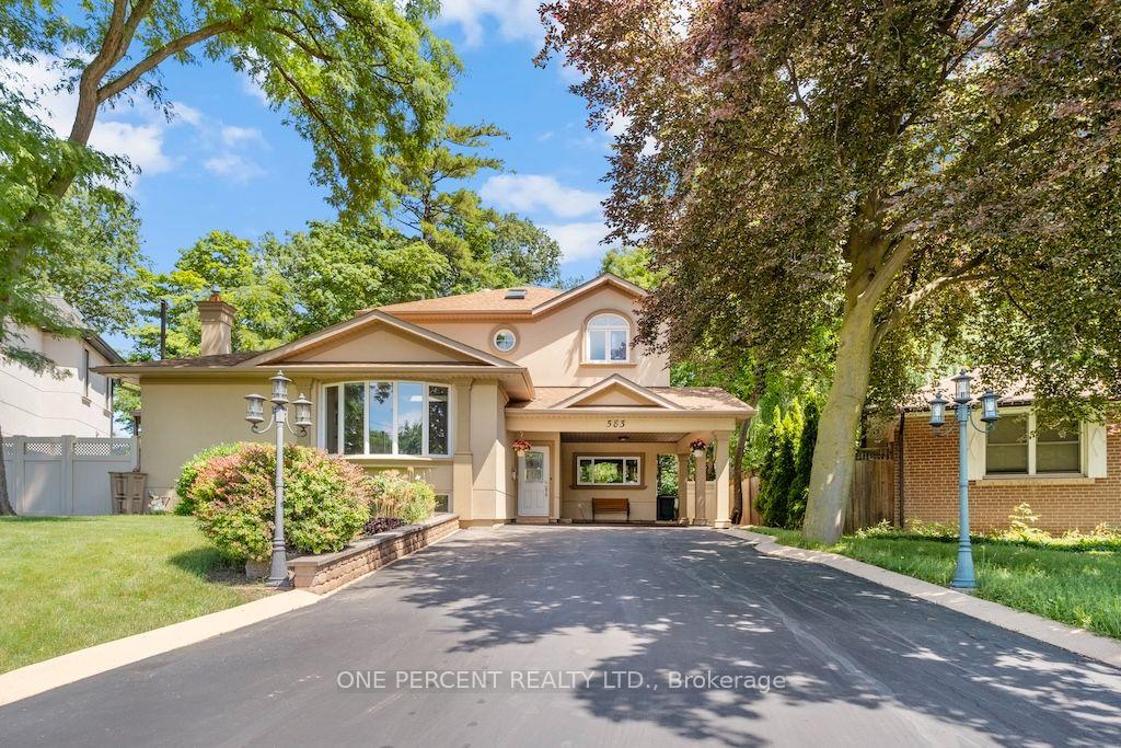 Photo of 583 Stephens Crescent