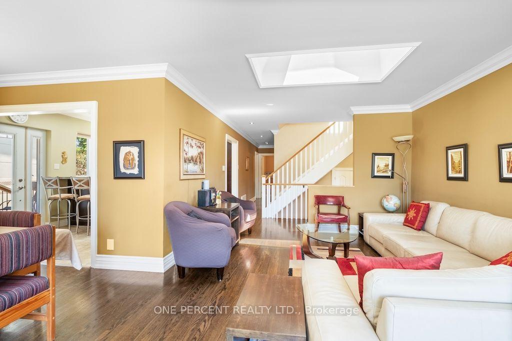 Photo 7 of 583 Stephens Crescent, Oakville, West — HOMEH