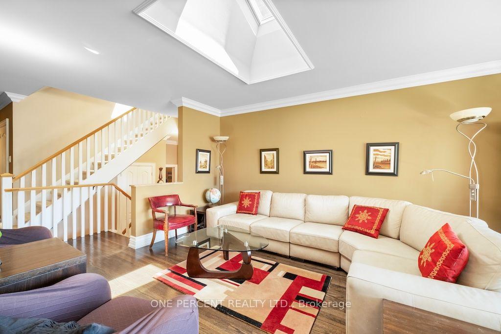 Photo 8 of 583 Stephens Crescent, Oakville, West — HOMEH