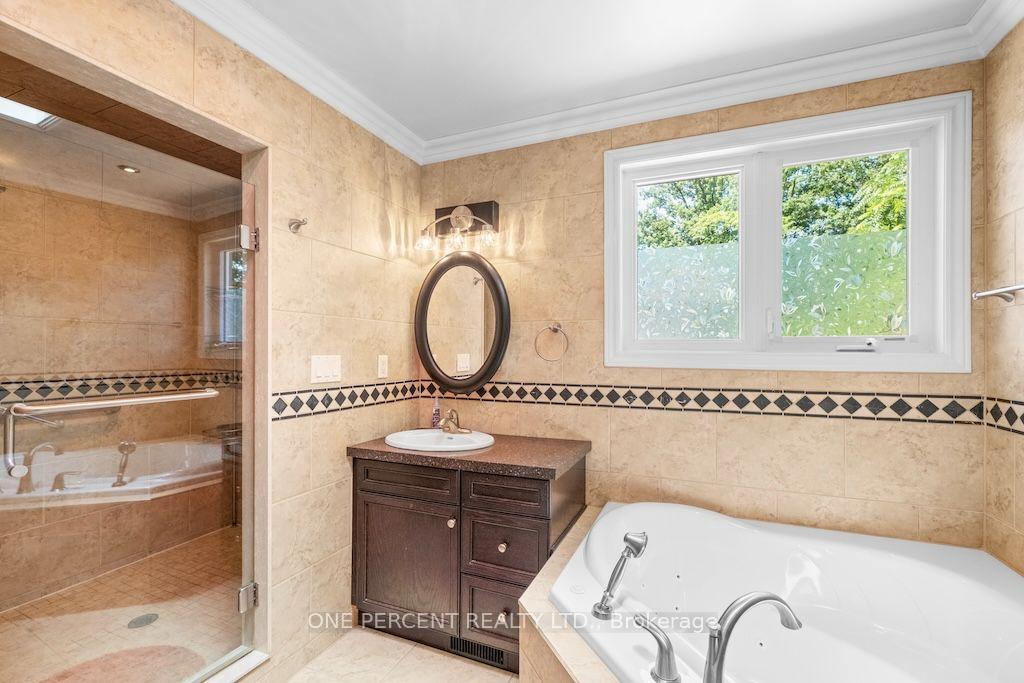 Photo 22 of 583 Stephens Crescent, Oakville, West — HOMEH