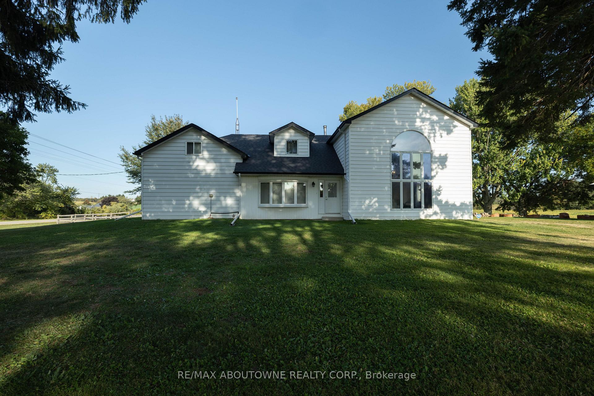 Photo 3 of 3276 Governors Road, Hamilton, Rural Ancaster — HOMEH
