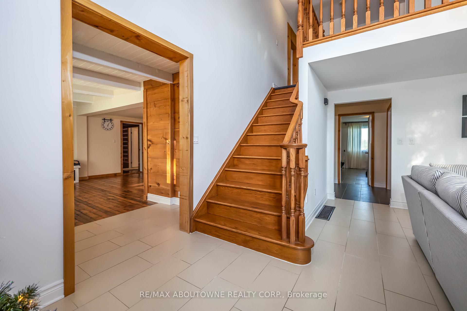 Photo 18 of 3276 Governors Road, Hamilton, Rural Ancaster — HOMEH