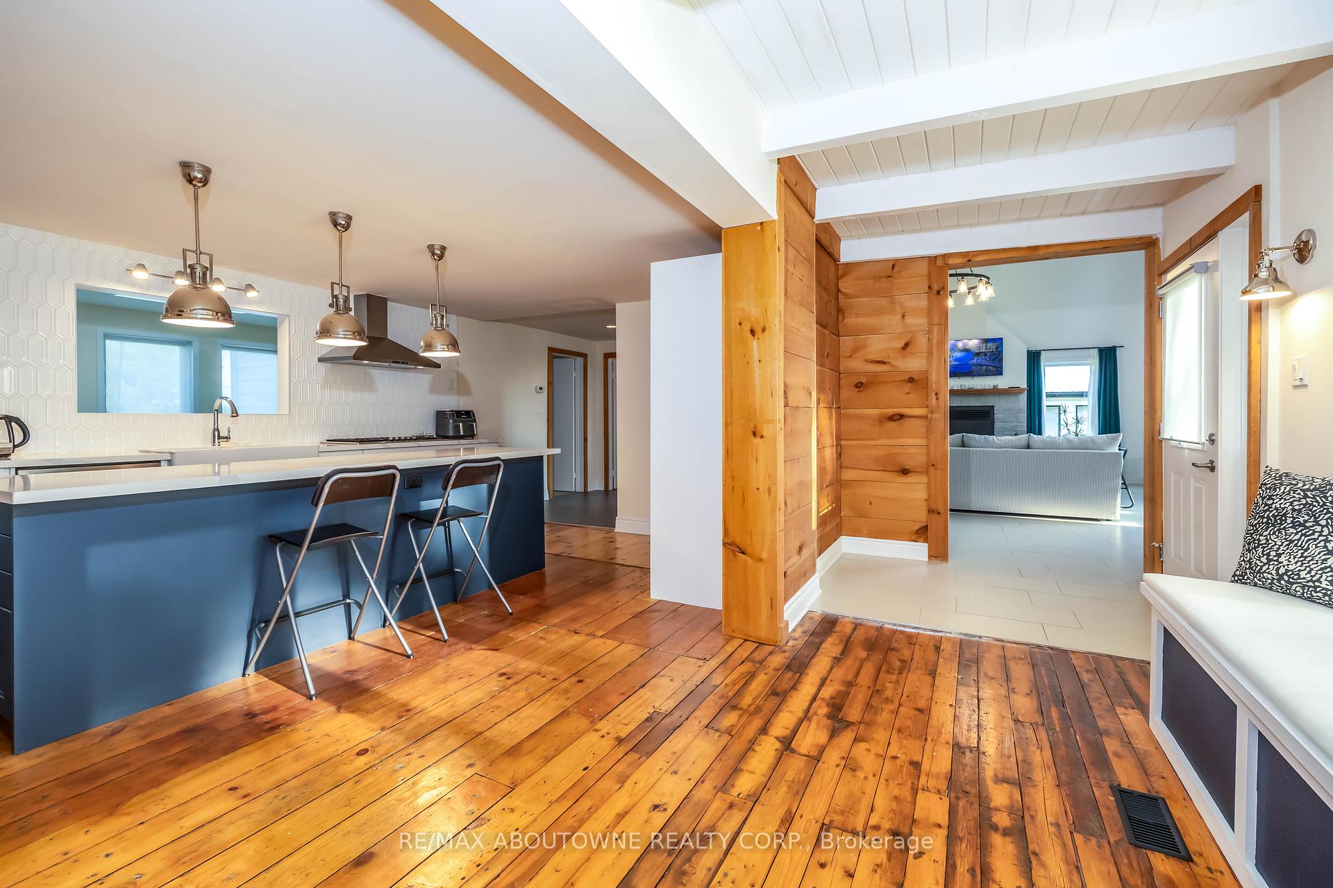 Photo 21 of 3276 Governors Road, Hamilton, Rural Ancaster — HOMEH