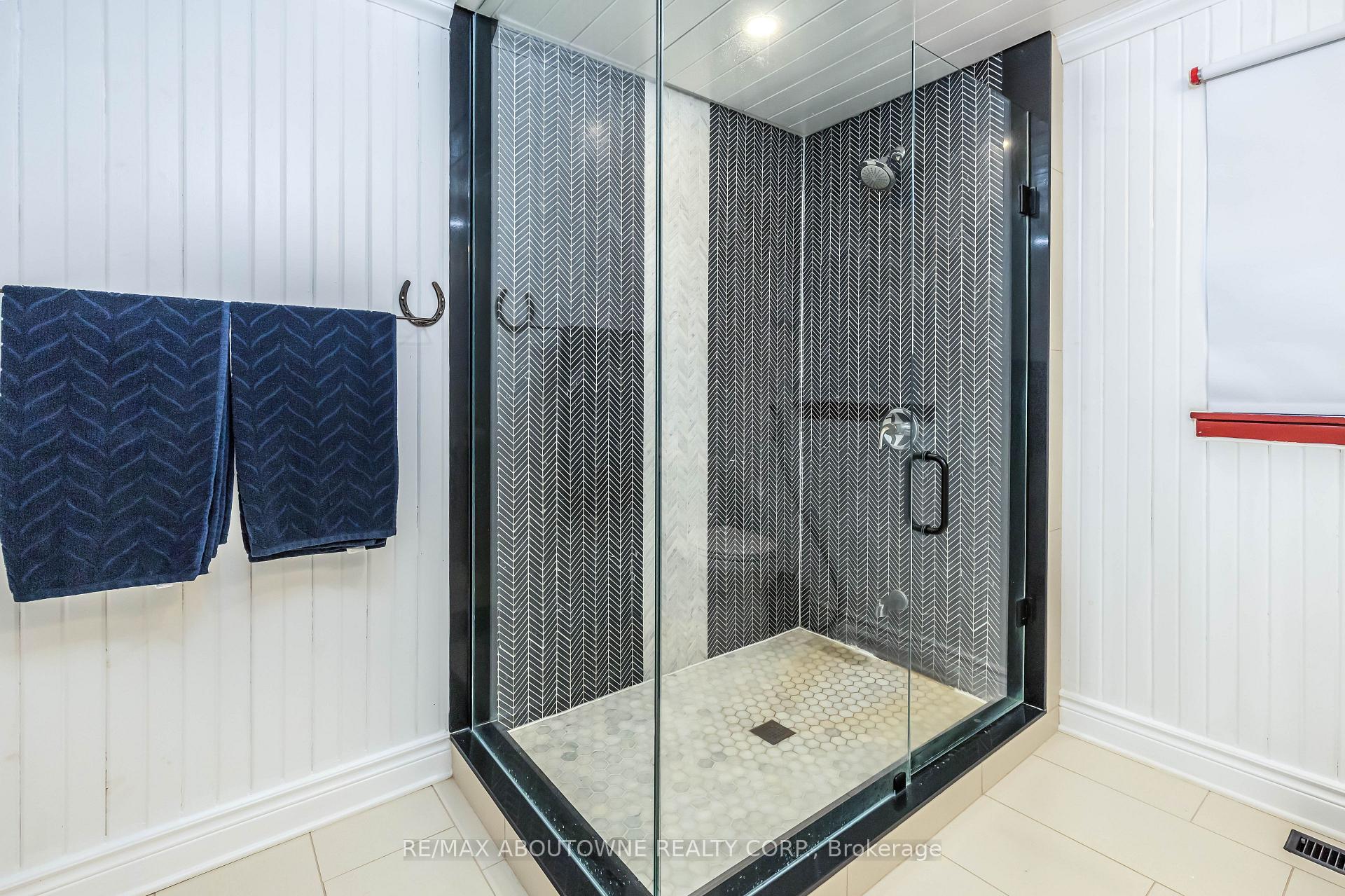 Photo 25 of 3276 Governors Road, Hamilton, Rural Ancaster — HOMEH