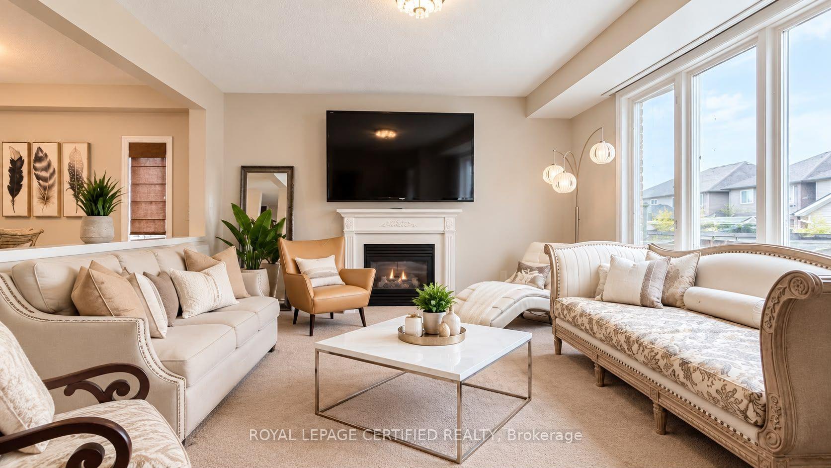 Photo 7 of 115 Davinci Boulevard, Hamilton, Carpenter — HOMEH