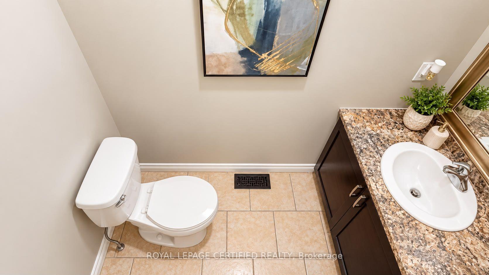 Photo 13 of 115 Davinci Boulevard, Hamilton, Carpenter — HOMEH