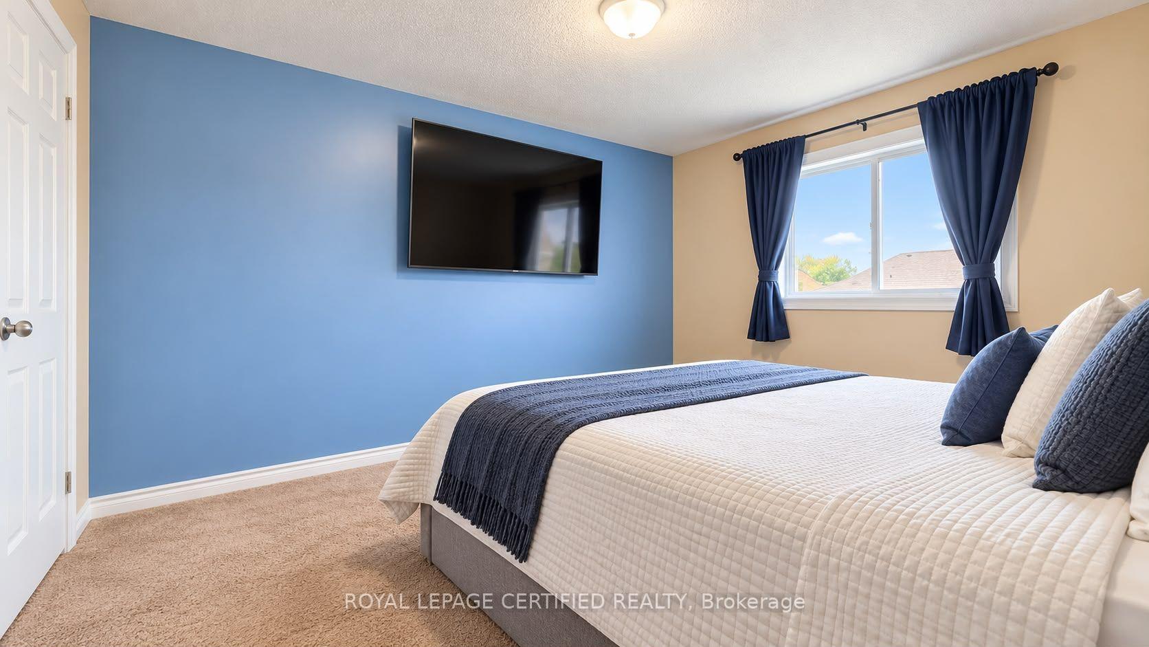 Photo 24 of 115 Davinci Boulevard, Hamilton, Carpenter — HOMEH