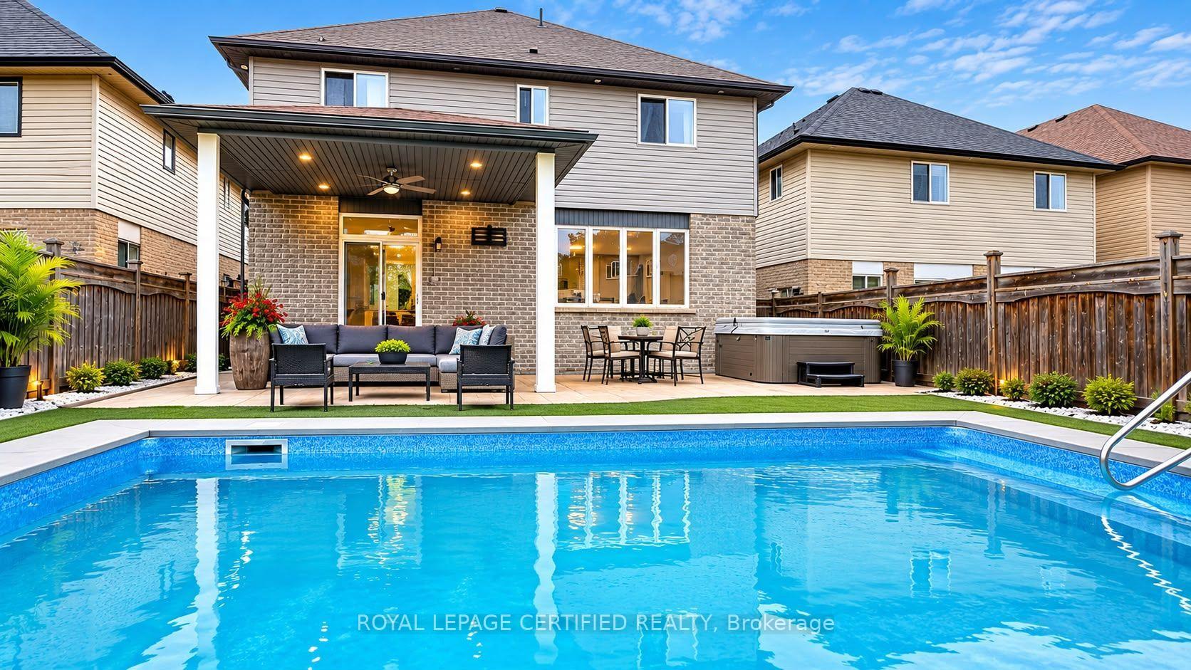 Photo 32 of 115 Davinci Boulevard, Hamilton, Carpenter — HOMEH