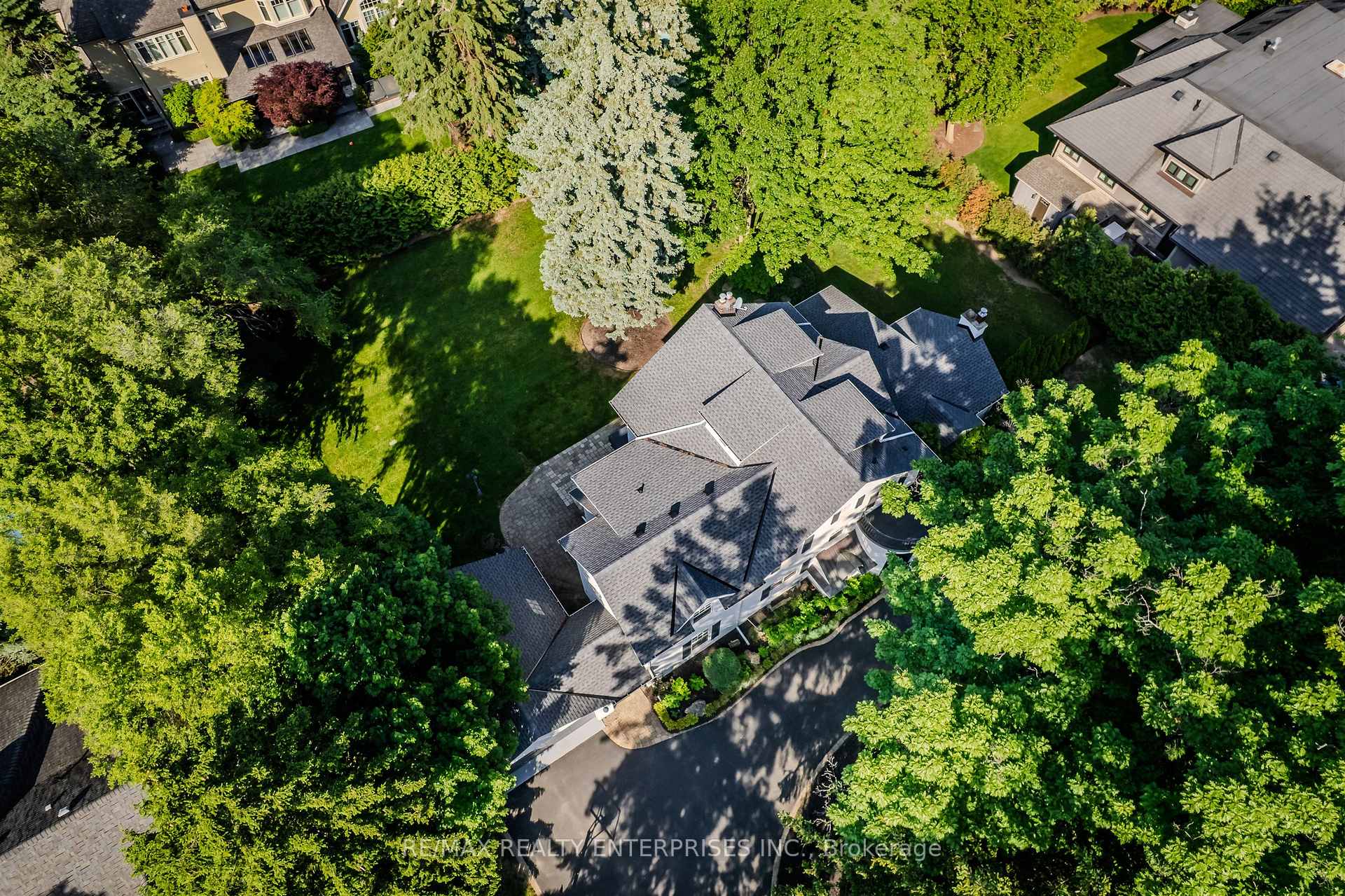 Photo 8 of 317 Gloucester Avenue, Oakville, Old Oakville — HOMEH