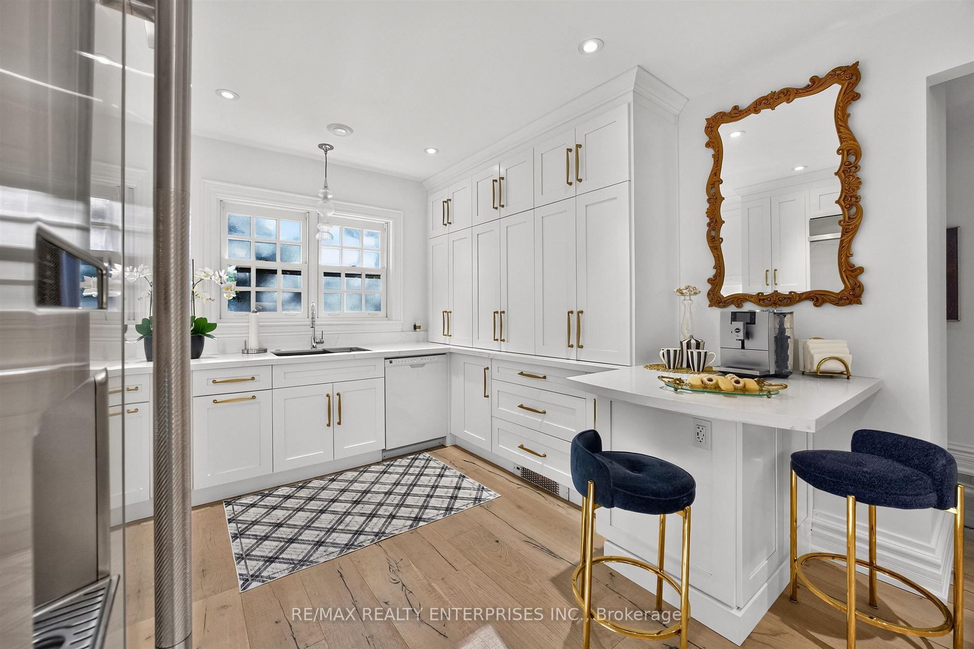 Photo 41 of 317 Gloucester Avenue, Oakville, Old Oakville — HOMEH