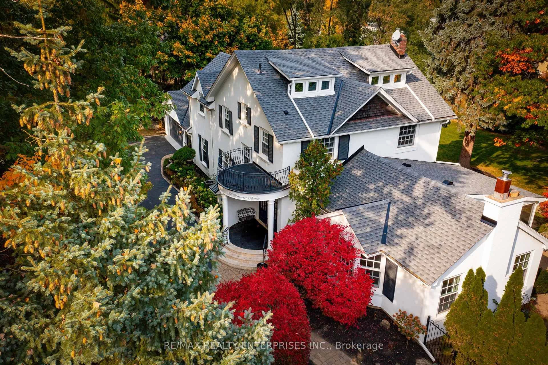 Photo 2 of 317 Gloucester Avenue, Oakville, Old Oakville — HOMEH