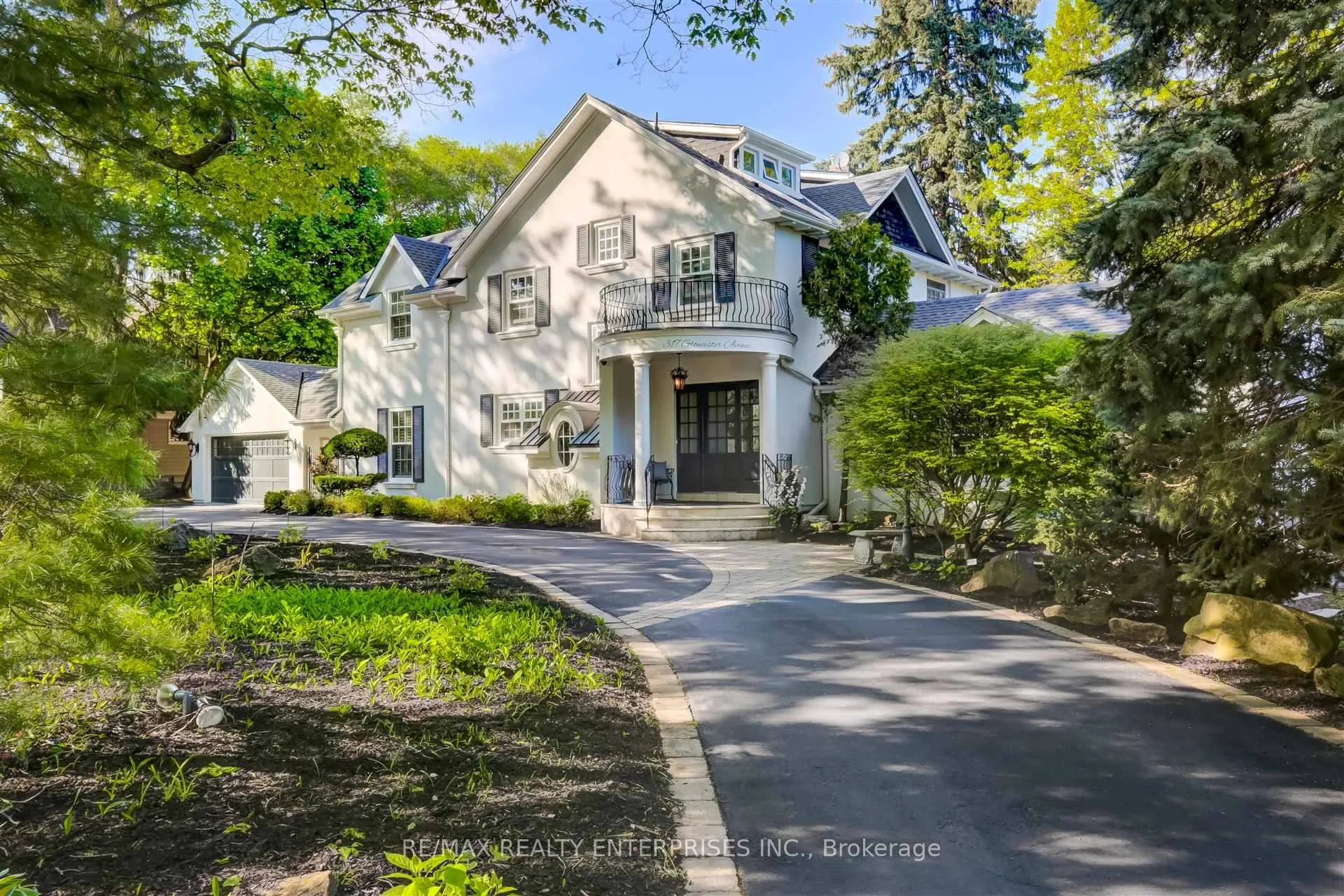 Photo 6 of 317 Gloucester Avenue, Oakville, Old Oakville — HOMEH