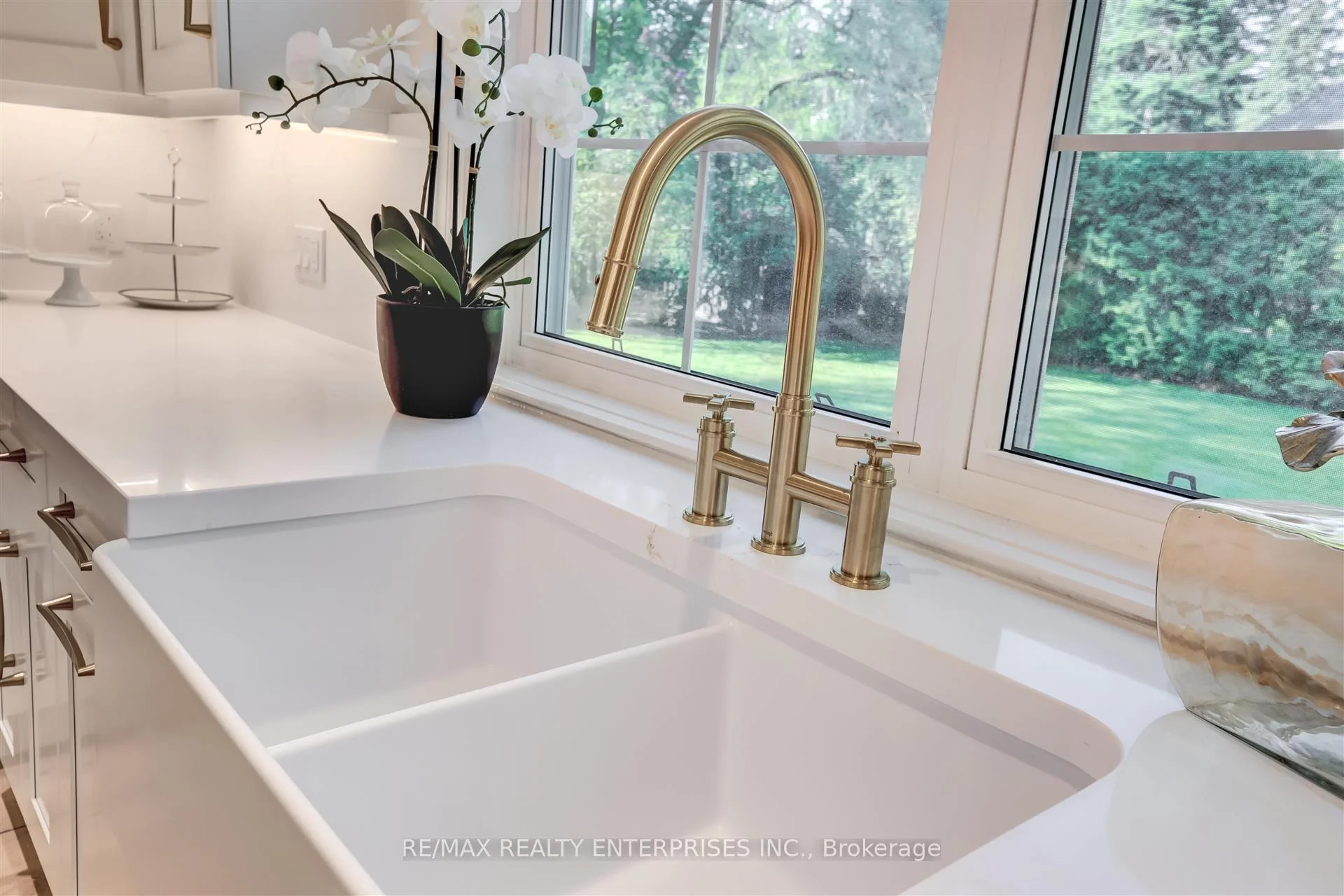 Photo 68 of 317 Gloucester Avenue, Oakville, Old Oakville — HOMEH