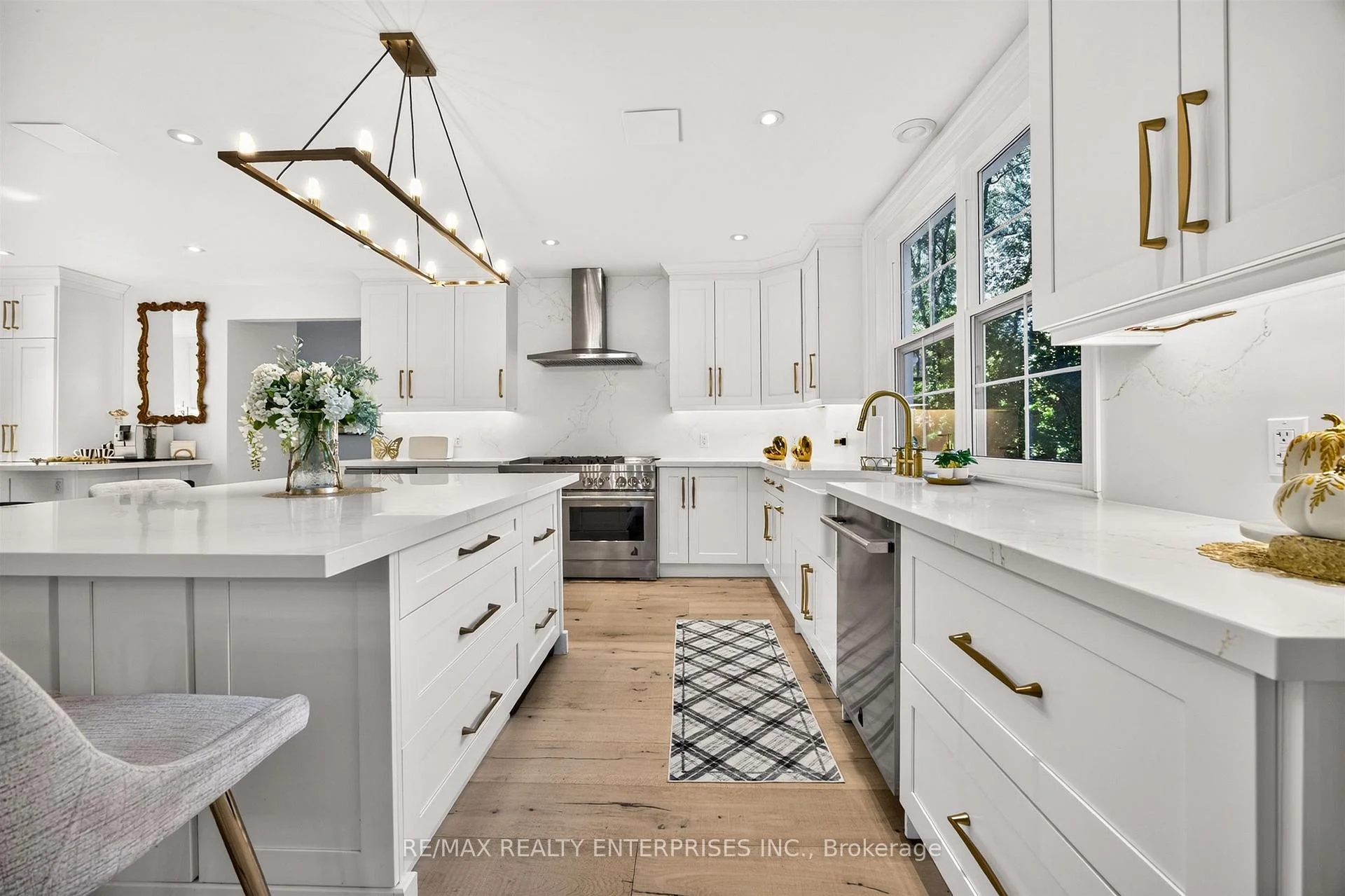 Photo 72 of 317 Gloucester Avenue, Oakville, Old Oakville — HOMEH