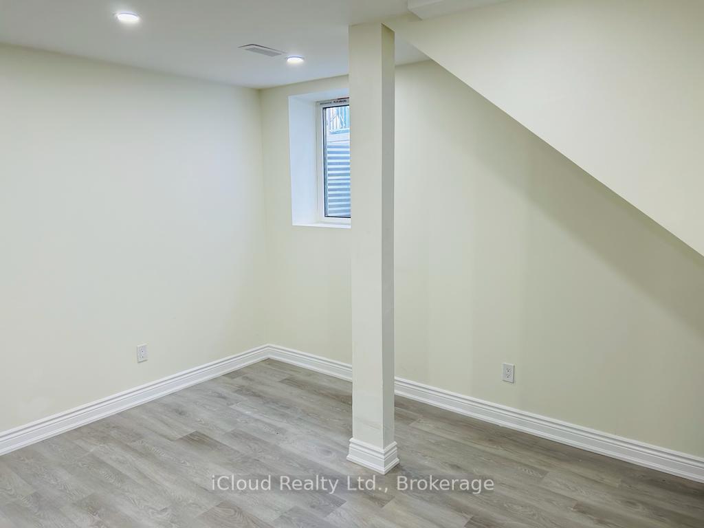 Photo 3 of Unit BASEMENT UNIT, 35 Brixham Lane, Brampton, Brampton North — HOMEH