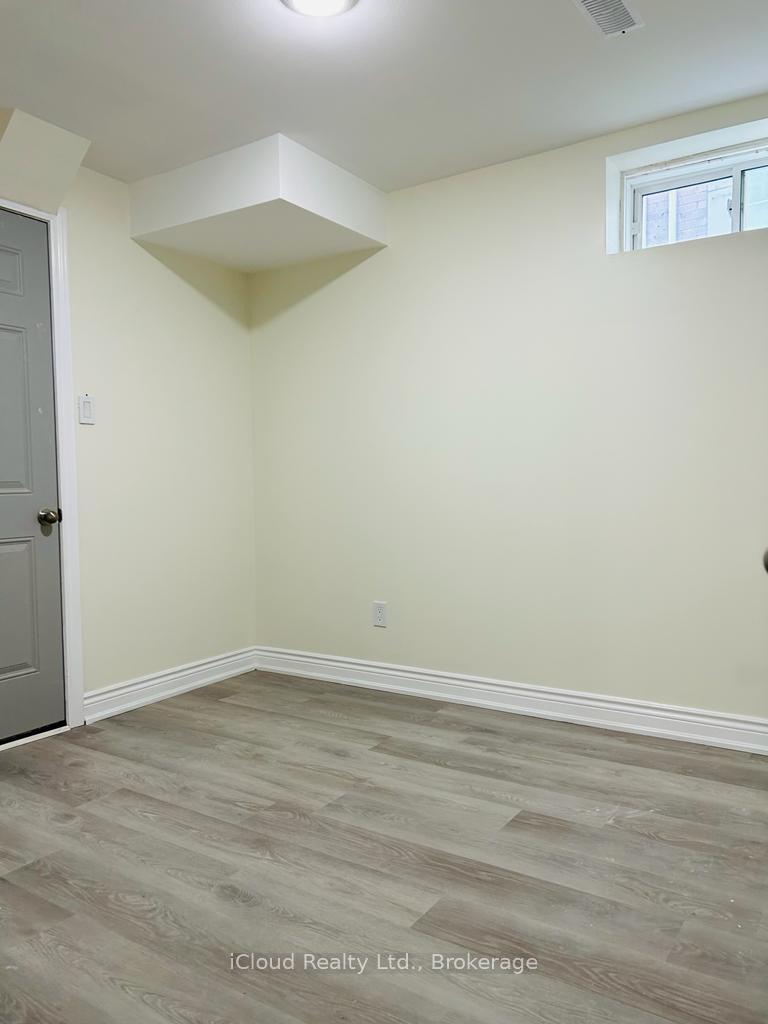Photo 12 of Unit BASEMENT UNIT, 35 Brixham Lane, Brampton, Brampton North — HOMEH