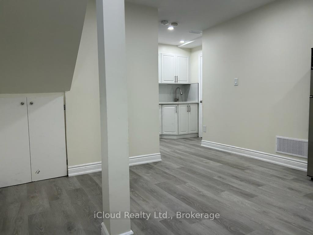 Photo 24 of Unit BASEMENT UNIT, 35 Brixham Lane, Brampton, Brampton North — HOMEH