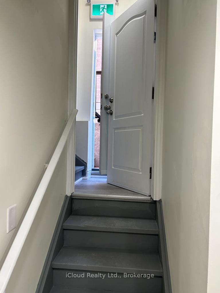 Photo 26 of Unit BASEMENT UNIT, 35 Brixham Lane, Brampton, Brampton North — HOMEH