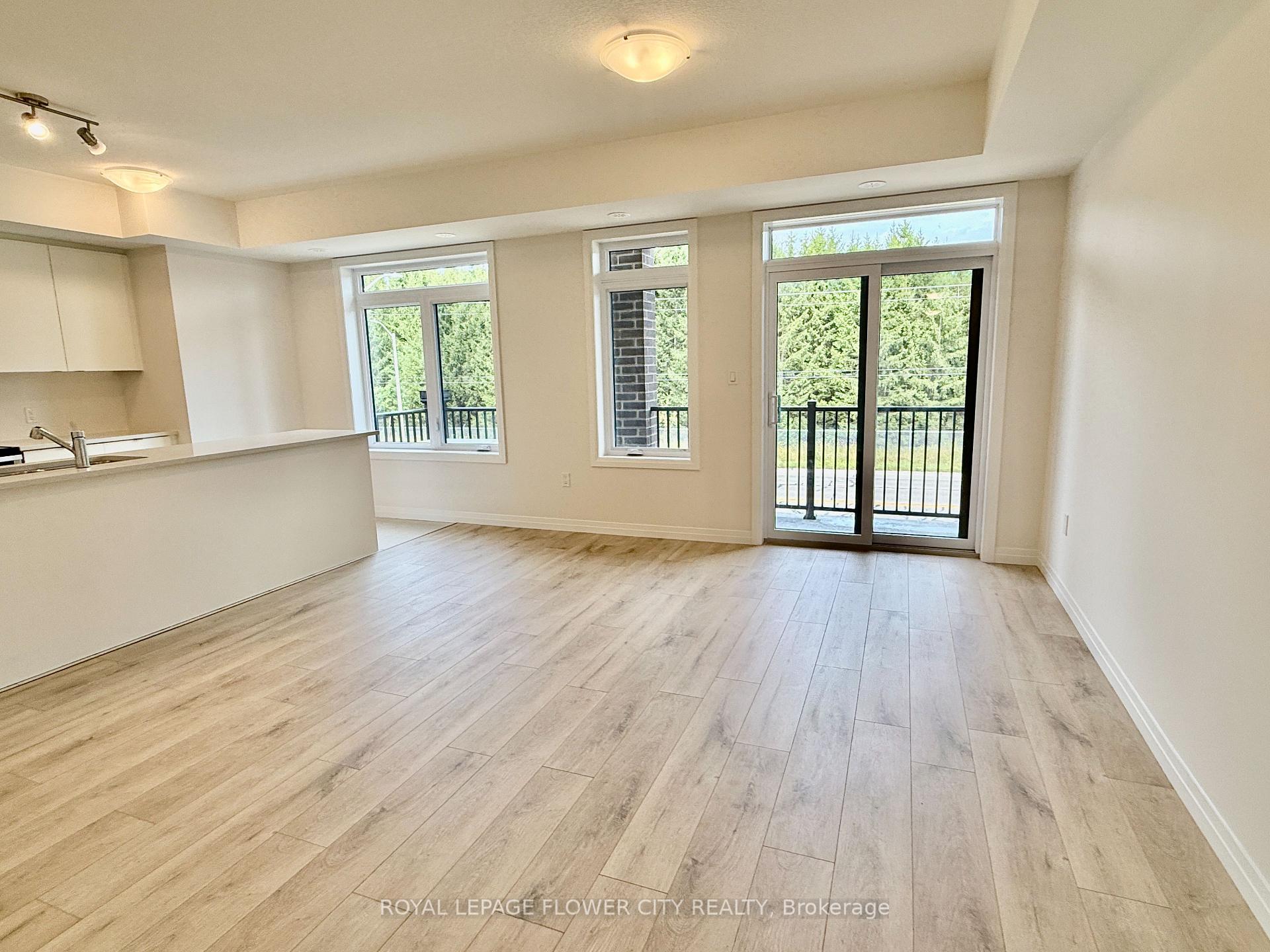 Photo 6 of Unit H079, 44 Thatcher Drive, Guelph, Kortright East — HOMEH