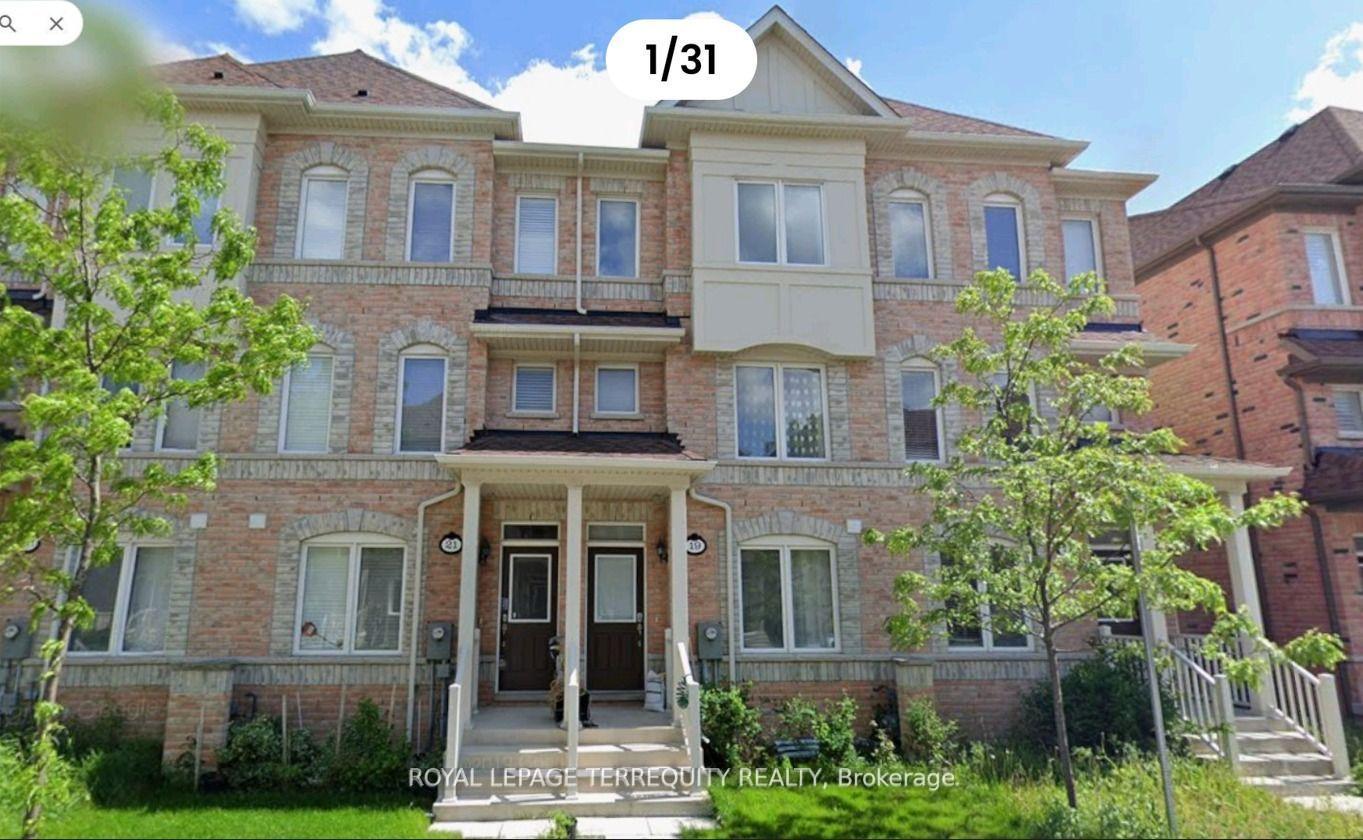 Front of 19 De Jong Street