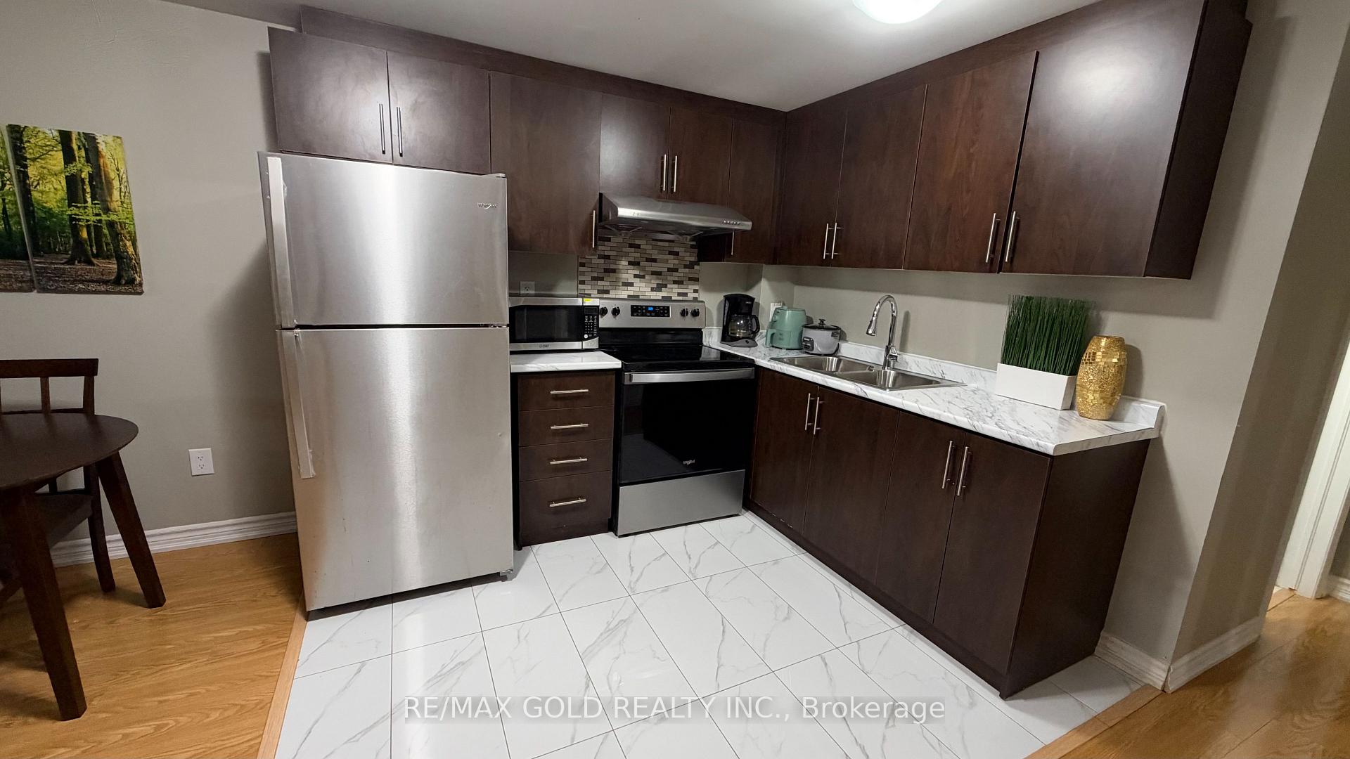 Photo 8 of Unit BSMT, 3815 Althorpe Circle, Mississauga, Lisgar — HOMEH