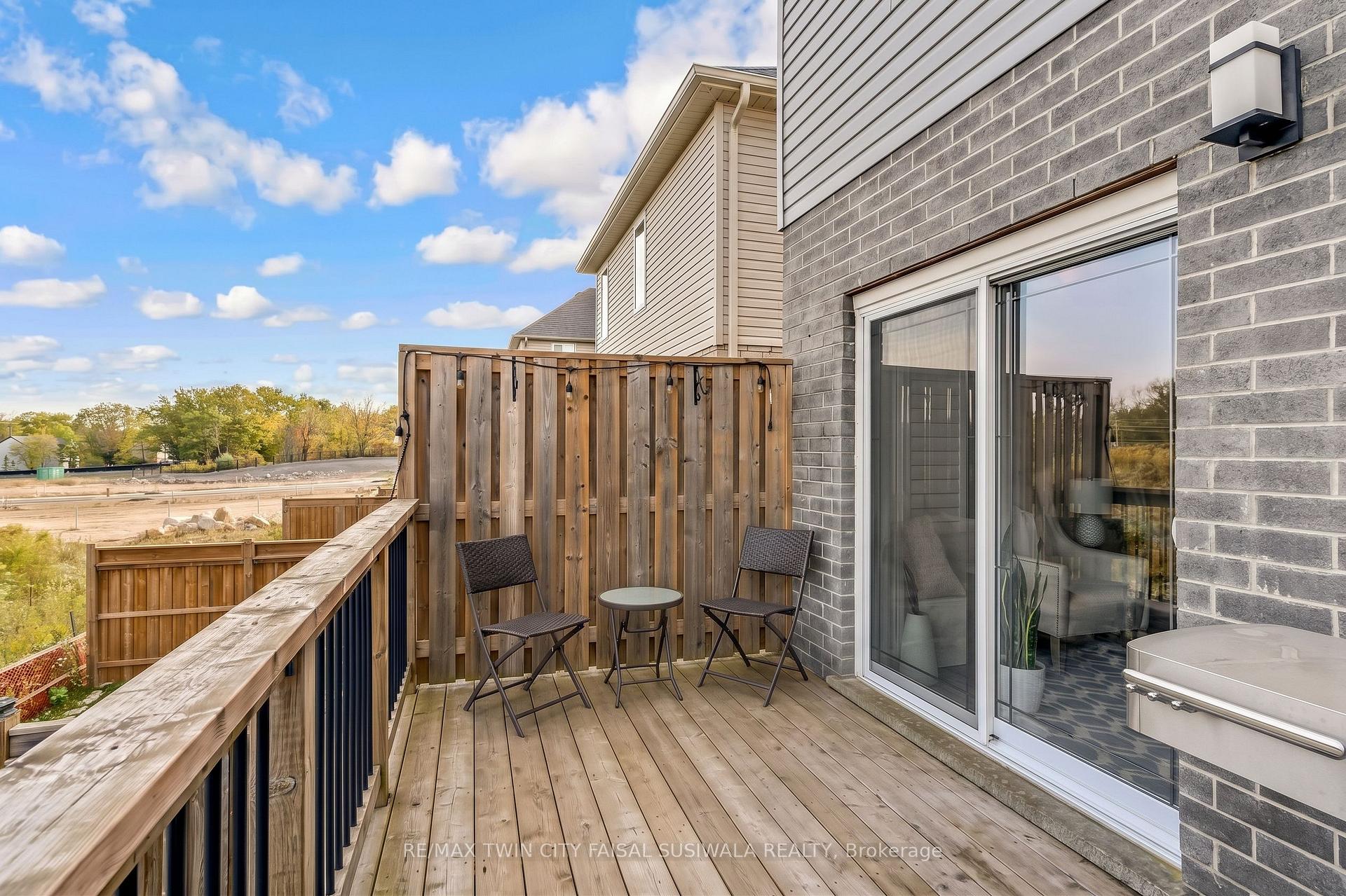 Photo 15 of 63 Sparrow Avenue, Cambridge, Little's Corners — HOMEH