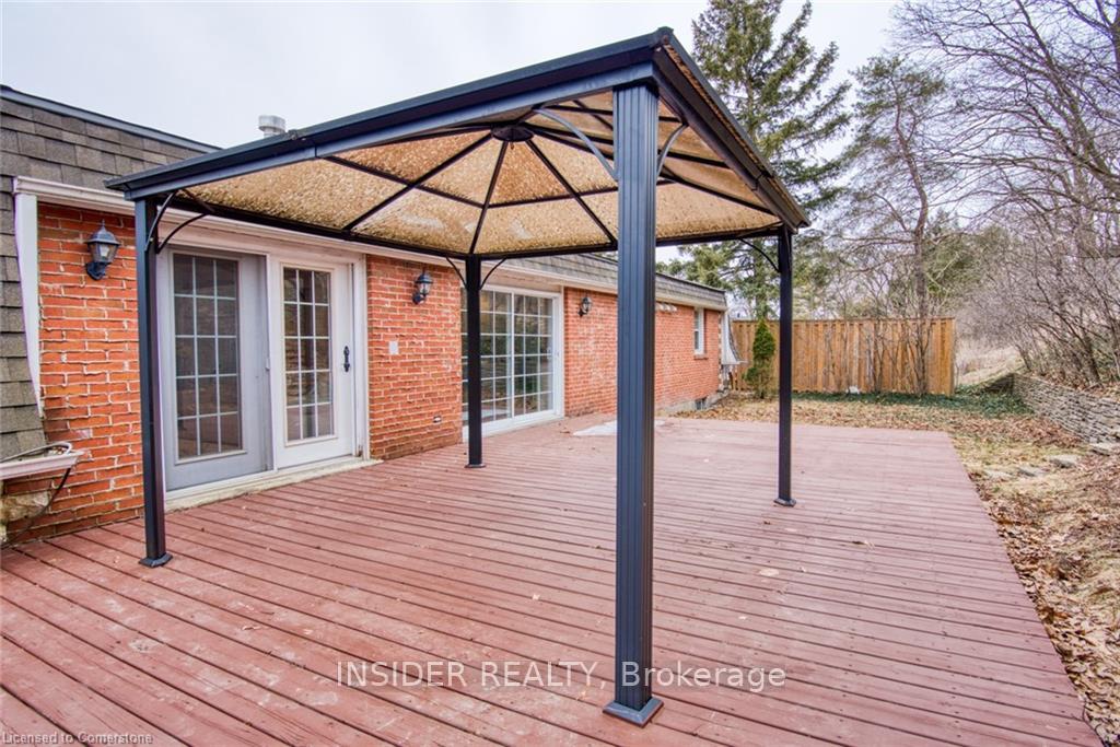 Photo 4 of 234 Shakespeare Drive, Waterloo, Beechwood — HOMEH