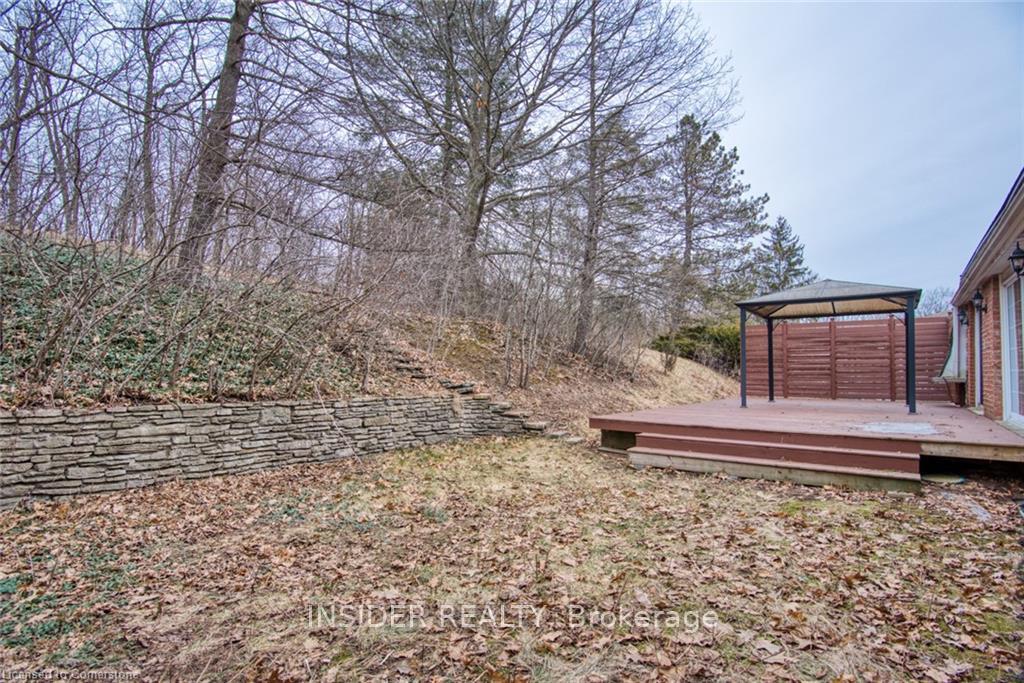 Photo 5 of 234 Shakespeare Drive, Waterloo, Beechwood — HOMEH
