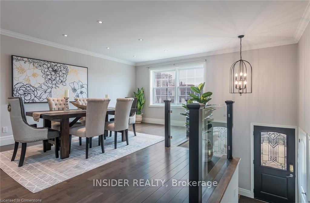 Photo 8 of 234 Shakespeare Drive, Waterloo, Beechwood — HOMEH
