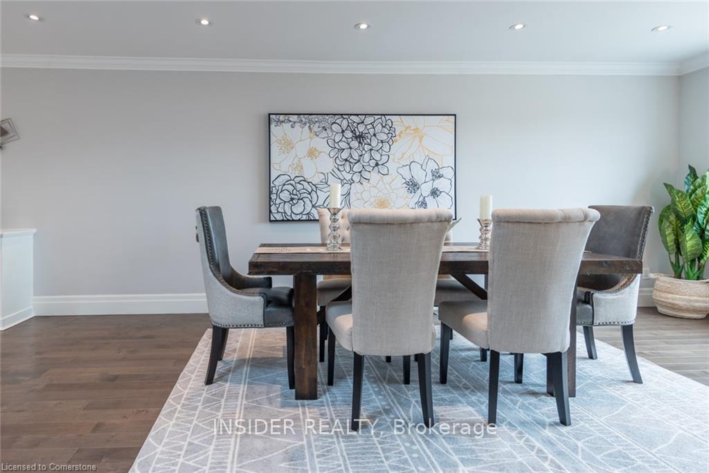 Photo 9 of 234 Shakespeare Drive, Waterloo, Beechwood — HOMEH